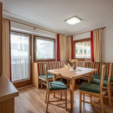 Gastehaus Amor Mayrhofen
